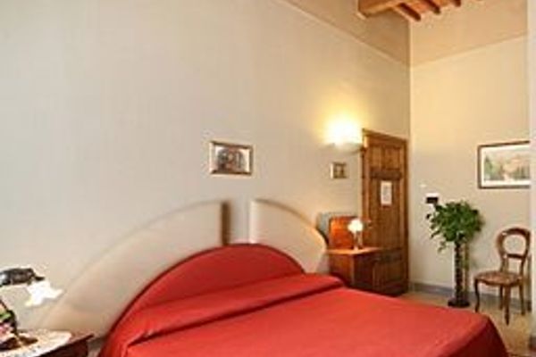 Villa Maya (Cascina)